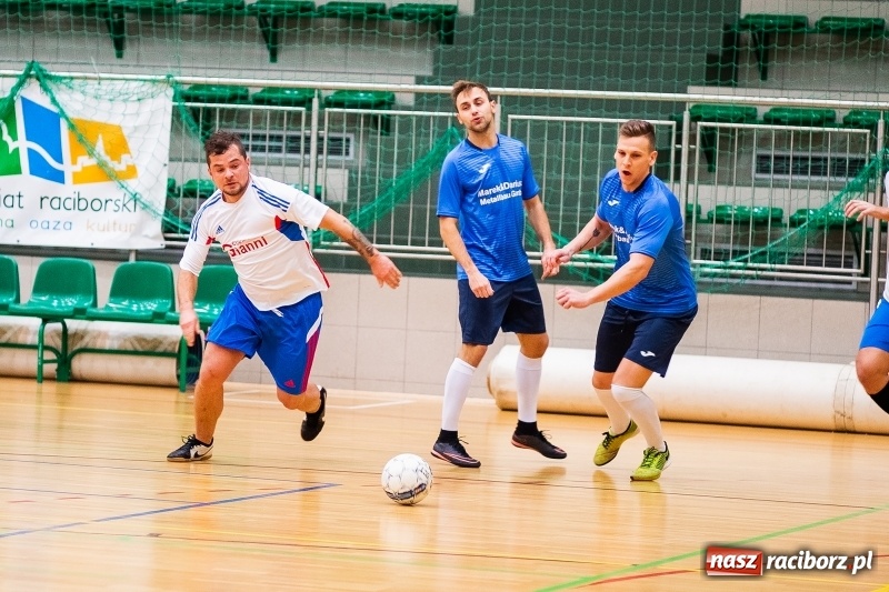 Zdjęcie w galerii na portalu naszraciborz.pl: HLPN: Kosmo-Car i Marek&Dariusz Metallbau pokonują rywali w piątkowych pojedynkach wiadomości z regionu