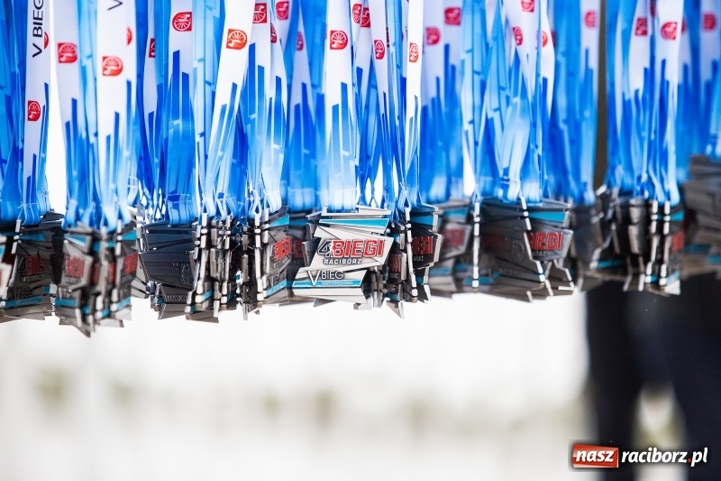 Zdjęcie w galerii na portalu naszraciborz.pl: Paweł Pac z Brzegu wygrał dziś V Bieg Nadodrzański w Raciborzu FOTO i WIDEO wiadomości z regionu