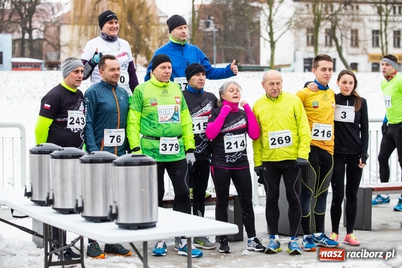 Zdjęcie w galerii na portalu naszraciborz.pl: Paweł Pac z Brzegu wygrał dziś V Bieg Nadodrzański w Raciborzu FOTO i WIDEO wiadomości z regionu
