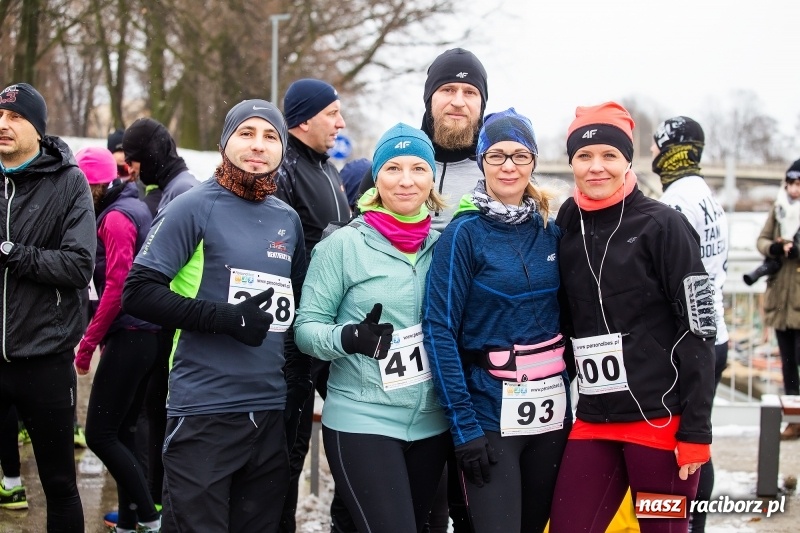 Zdjęcie w galerii na portalu naszraciborz.pl: Paweł Pac z Brzegu wygrał dziś V Bieg Nadodrzański w Raciborzu FOTO i WIDEO wiadomości z regionu