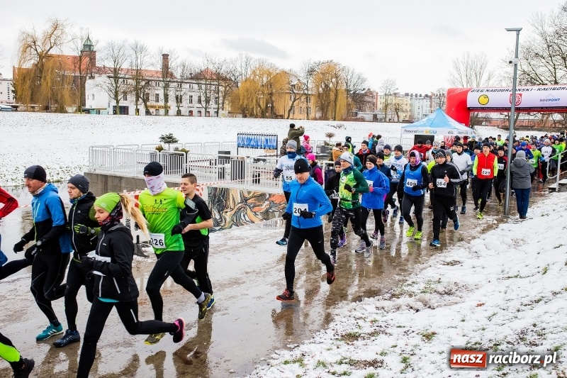 Zdjęcie w galerii na portalu naszraciborz.pl: Paweł Pac z Brzegu wygrał dziś V Bieg Nadodrzański w Raciborzu FOTO i WIDEO wiadomości z regionu