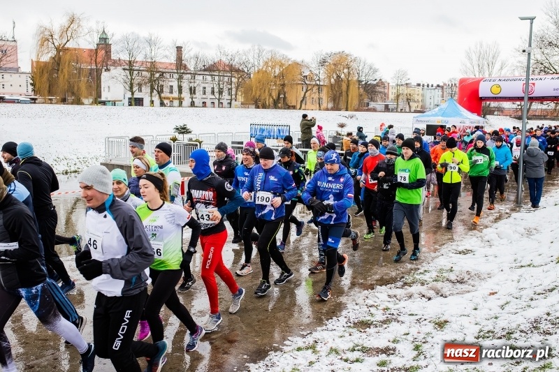 Zdjęcie w galerii na portalu naszraciborz.pl: Paweł Pac z Brzegu wygrał dziś V Bieg Nadodrzański w Raciborzu FOTO i WIDEO wiadomości z regionu