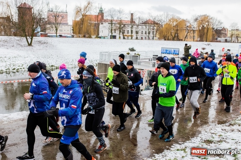 Zdjęcie w galerii na portalu naszraciborz.pl: Paweł Pac z Brzegu wygrał dziś V Bieg Nadodrzański w Raciborzu FOTO i WIDEO wiadomości z regionu