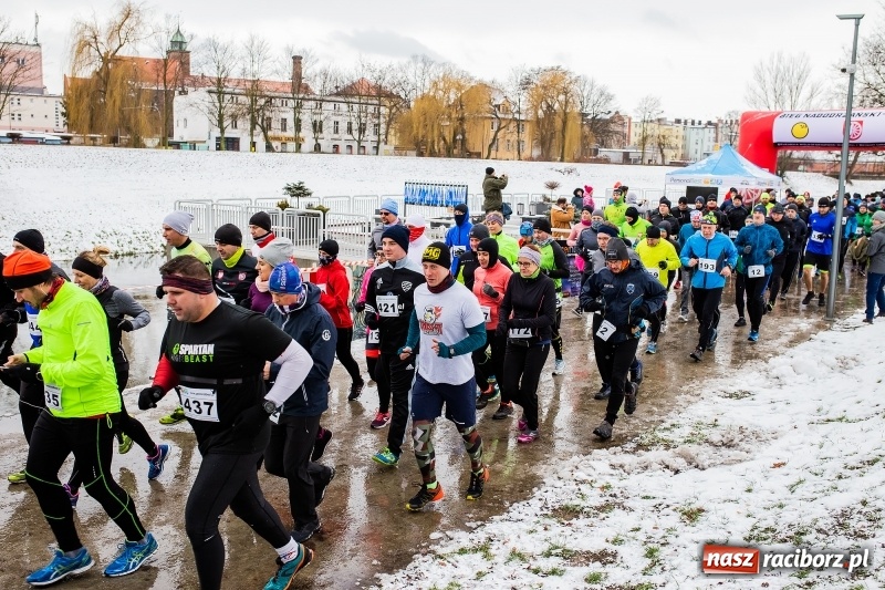 Zdjęcie w galerii na portalu naszraciborz.pl: Paweł Pac z Brzegu wygrał dziś V Bieg Nadodrzański w Raciborzu FOTO i WIDEO wiadomości z regionu