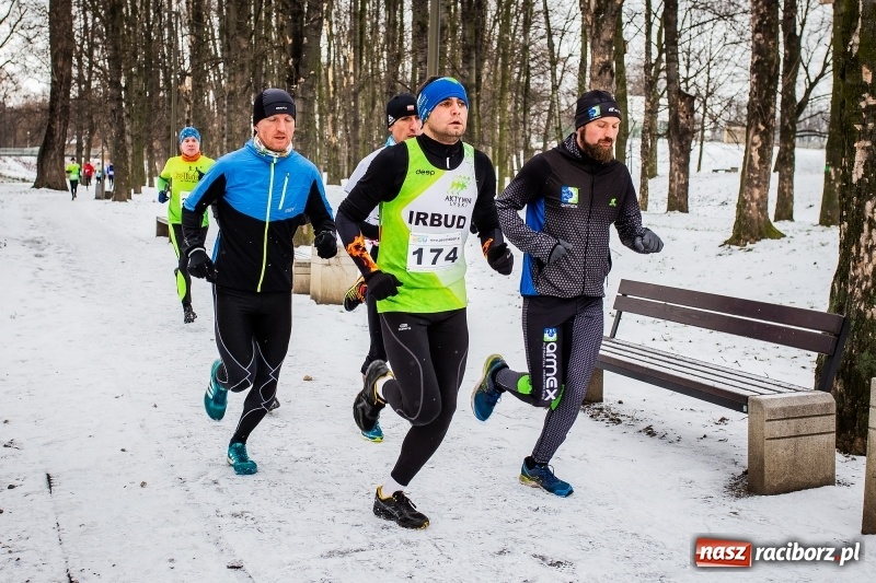 Zdjęcie w galerii na portalu naszraciborz.pl: Paweł Pac z Brzegu wygrał dziś V Bieg Nadodrzański w Raciborzu FOTO i WIDEO wiadomości z regionu