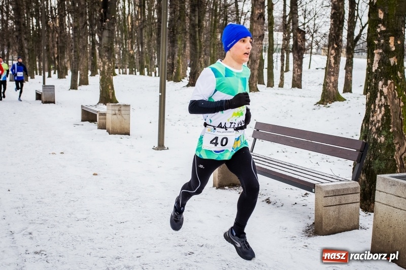 Zdjęcie w galerii na portalu naszraciborz.pl: Paweł Pac z Brzegu wygrał dziś V Bieg Nadodrzański w Raciborzu FOTO i WIDEO wiadomości z regionu