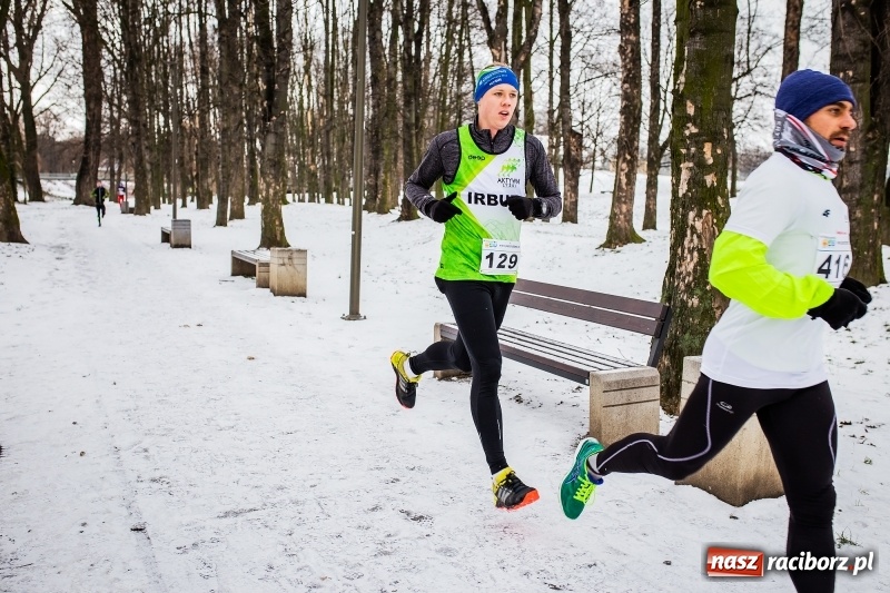 Zdjęcie w galerii na portalu naszraciborz.pl: Paweł Pac z Brzegu wygrał dziś V Bieg Nadodrzański w Raciborzu FOTO i WIDEO wiadomości z regionu