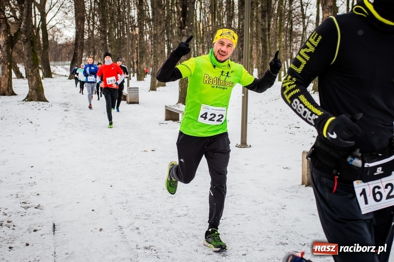 Zdjęcie w galerii na portalu naszraciborz.pl: Paweł Pac z Brzegu wygrał dziś V Bieg Nadodrzański w Raciborzu FOTO i WIDEO wiadomości z regionu