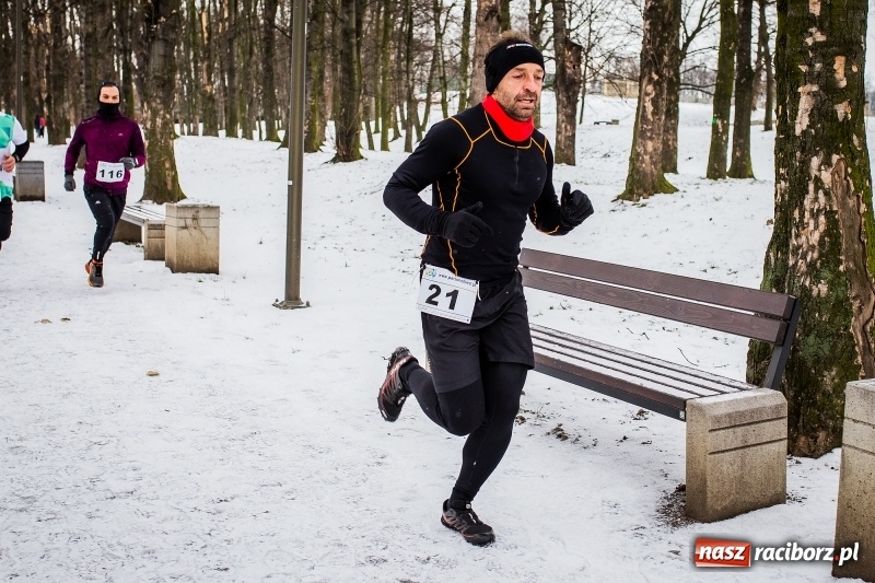 Zdjęcie w galerii na portalu naszraciborz.pl: Paweł Pac z Brzegu wygrał dziś V Bieg Nadodrzański w Raciborzu FOTO i WIDEO wiadomości z regionu