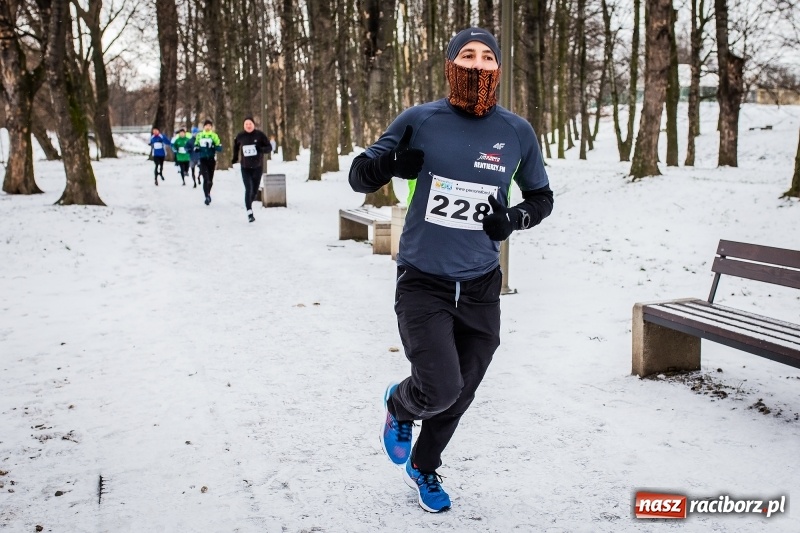 Zdjęcie w galerii na portalu naszraciborz.pl: Paweł Pac z Brzegu wygrał dziś V Bieg Nadodrzański w Raciborzu FOTO i WIDEO wiadomości z regionu