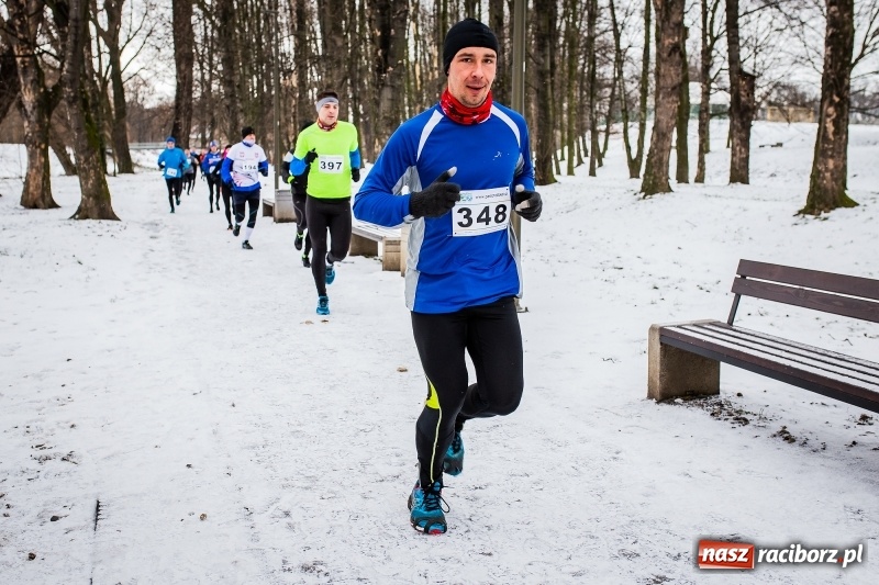 Zdjęcie w galerii na portalu naszraciborz.pl: Paweł Pac z Brzegu wygrał dziś V Bieg Nadodrzański w Raciborzu FOTO i WIDEO wiadomości z regionu