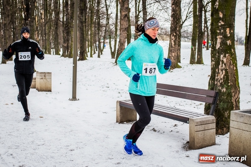 Zdjęcie w galerii na portalu naszraciborz.pl: Paweł Pac z Brzegu wygrał dziś V Bieg Nadodrzański w Raciborzu FOTO i WIDEO wiadomości z regionu