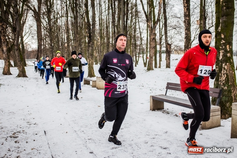 Zdjęcie w galerii na portalu naszraciborz.pl: Paweł Pac z Brzegu wygrał dziś V Bieg Nadodrzański w Raciborzu FOTO i WIDEO wiadomości z regionu