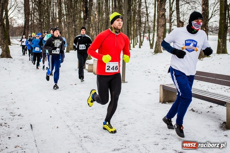 Zdjęcie w galerii na portalu naszraciborz.pl: Paweł Pac z Brzegu wygrał dziś V Bieg Nadodrzański w Raciborzu FOTO i WIDEO wiadomości z regionu