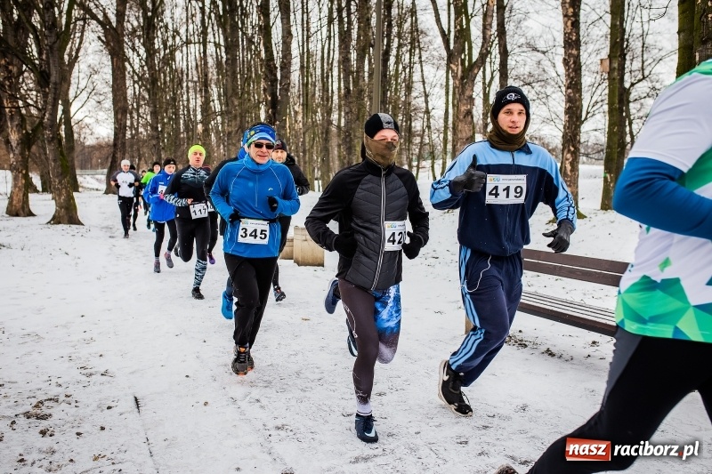 Zdjęcie w galerii na portalu naszraciborz.pl: Paweł Pac z Brzegu wygrał dziś V Bieg Nadodrzański w Raciborzu FOTO i WIDEO wiadomości z regionu