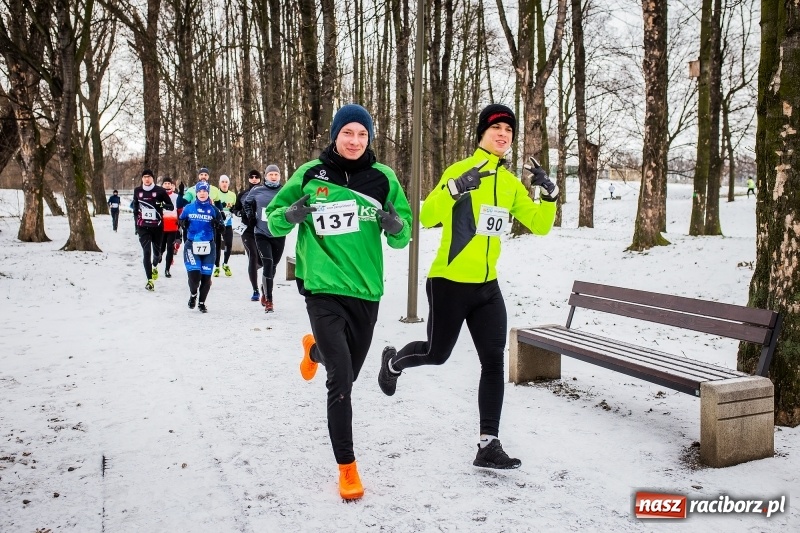 Zdjęcie w galerii na portalu naszraciborz.pl: Paweł Pac z Brzegu wygrał dziś V Bieg Nadodrzański w Raciborzu FOTO i WIDEO wiadomości z regionu