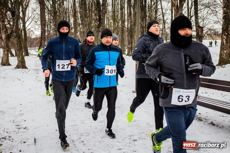 Zdjęcie w galerii na portalu naszraciborz.pl: Paweł Pac z Brzegu wygrał dziś V Bieg Nadodrzański w Raciborzu FOTO i WIDEO wiadomości z regionu