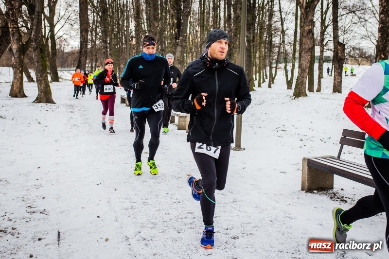 Zdjęcie w galerii na portalu naszraciborz.pl: Paweł Pac z Brzegu wygrał dziś V Bieg Nadodrzański w Raciborzu FOTO i WIDEO wiadomości z regionu