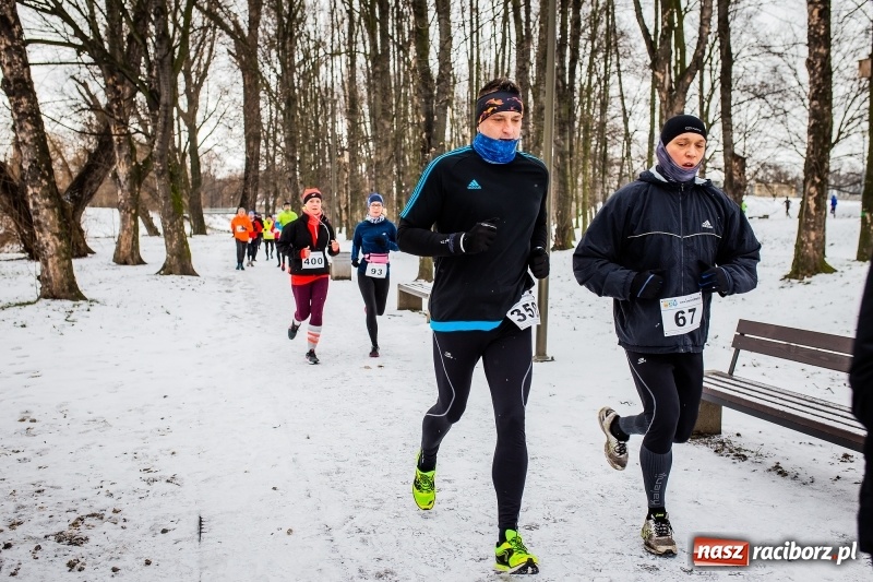 Zdjęcie w galerii na portalu naszraciborz.pl: Paweł Pac z Brzegu wygrał dziś V Bieg Nadodrzański w Raciborzu FOTO i WIDEO wiadomości z regionu