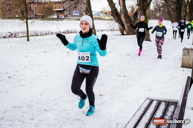 Zdjęcie w galerii na portalu naszraciborz.pl: Paweł Pac z Brzegu wygrał dziś V Bieg Nadodrzański w Raciborzu FOTO i WIDEO wiadomości z regionu
