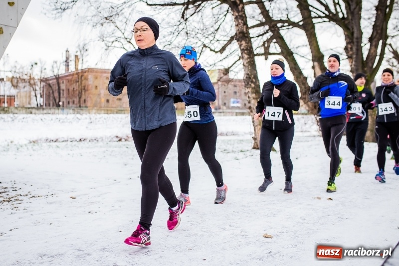 Zdjęcie w galerii na portalu naszraciborz.pl: Paweł Pac z Brzegu wygrał dziś V Bieg Nadodrzański w Raciborzu FOTO i WIDEO wiadomości z regionu