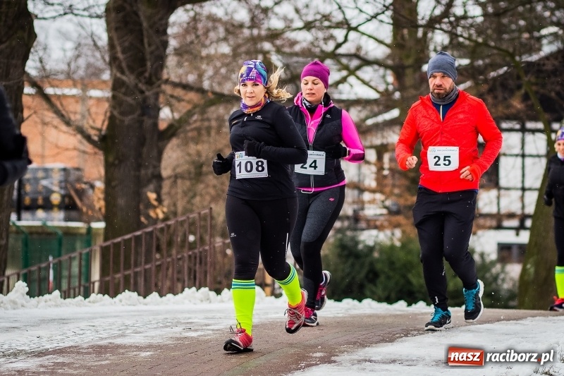Zdjęcie w galerii na portalu naszraciborz.pl: Paweł Pac z Brzegu wygrał dziś V Bieg Nadodrzański w Raciborzu FOTO i WIDEO wiadomości z regionu