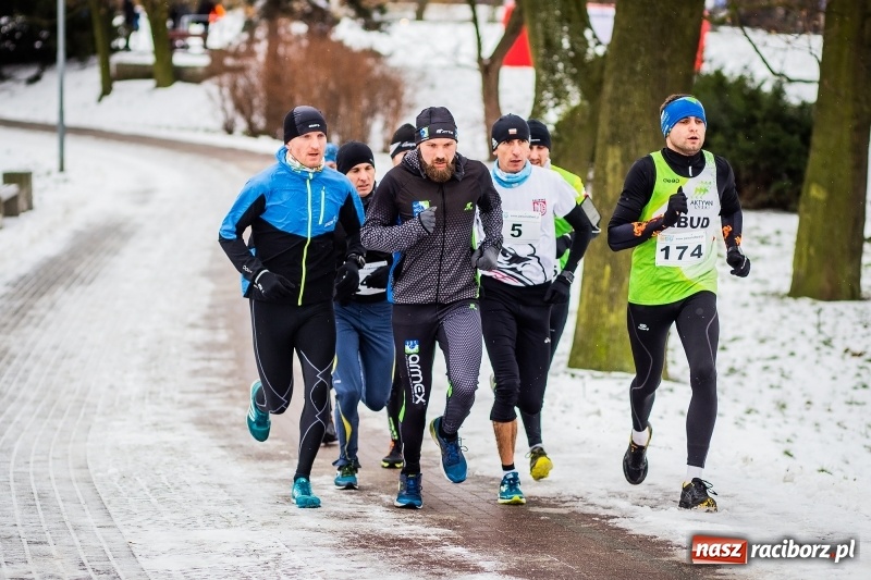 Zdjęcie w galerii na portalu naszraciborz.pl: Paweł Pac z Brzegu wygrał dziś V Bieg Nadodrzański w Raciborzu FOTO i WIDEO wiadomości z regionu