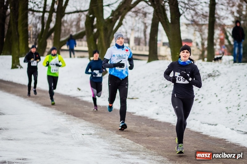 Zdjęcie w galerii na portalu naszraciborz.pl: Paweł Pac z Brzegu wygrał dziś V Bieg Nadodrzański w Raciborzu FOTO i WIDEO wiadomości z regionu