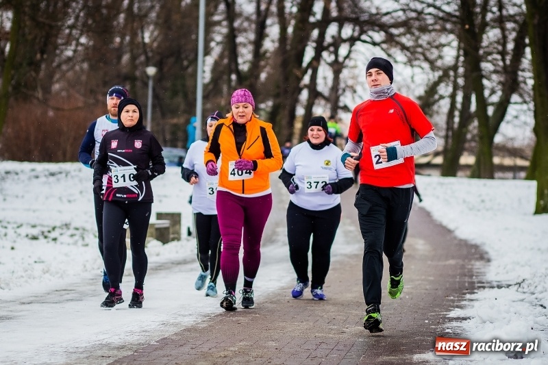 Zdjęcie w galerii na portalu naszraciborz.pl: Paweł Pac z Brzegu wygrał dziś V Bieg Nadodrzański w Raciborzu FOTO i WIDEO wiadomości z regionu