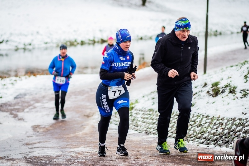 Zdjęcie w galerii na portalu naszraciborz.pl: Paweł Pac z Brzegu wygrał dziś V Bieg Nadodrzański w Raciborzu FOTO i WIDEO wiadomości z regionu