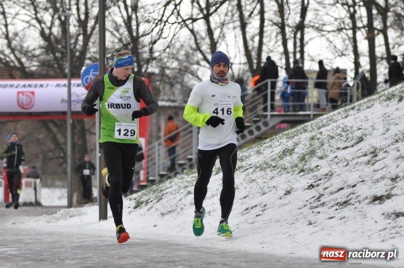 Zdjęcie w galerii na portalu naszraciborz.pl: Paweł Pac z Brzegu wygrał dziś V Bieg Nadodrzański w Raciborzu FOTO i WIDEO wiadomości z regionu