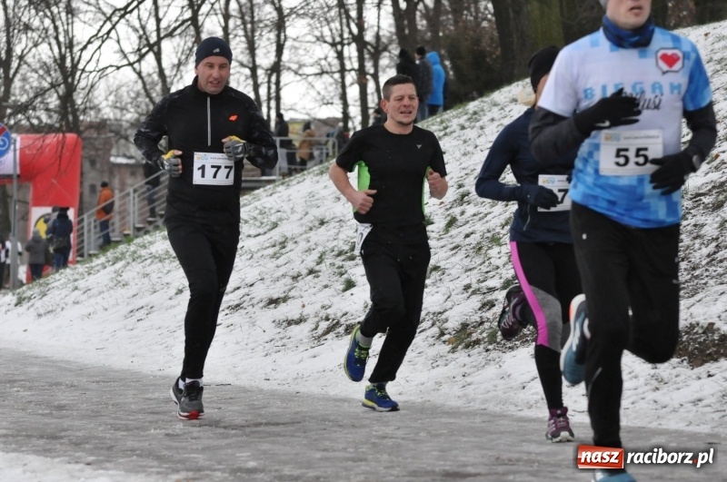 Zdjęcie w galerii na portalu naszraciborz.pl: Paweł Pac z Brzegu wygrał dziś V Bieg Nadodrzański w Raciborzu FOTO i WIDEO wiadomości z regionu