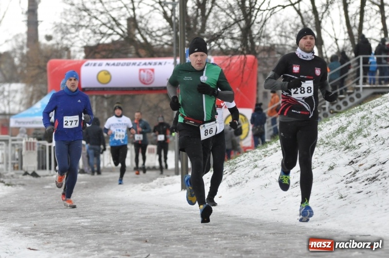Zdjęcie w galerii na portalu naszraciborz.pl: Paweł Pac z Brzegu wygrał dziś V Bieg Nadodrzański w Raciborzu FOTO i WIDEO wiadomości z regionu
