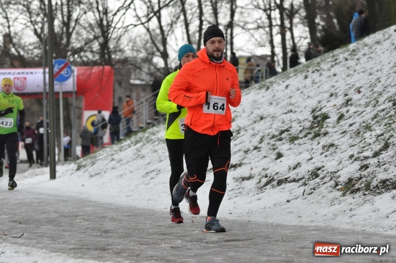 Zdjęcie w galerii na portalu naszraciborz.pl: Paweł Pac z Brzegu wygrał dziś V Bieg Nadodrzański w Raciborzu FOTO i WIDEO wiadomości z regionu