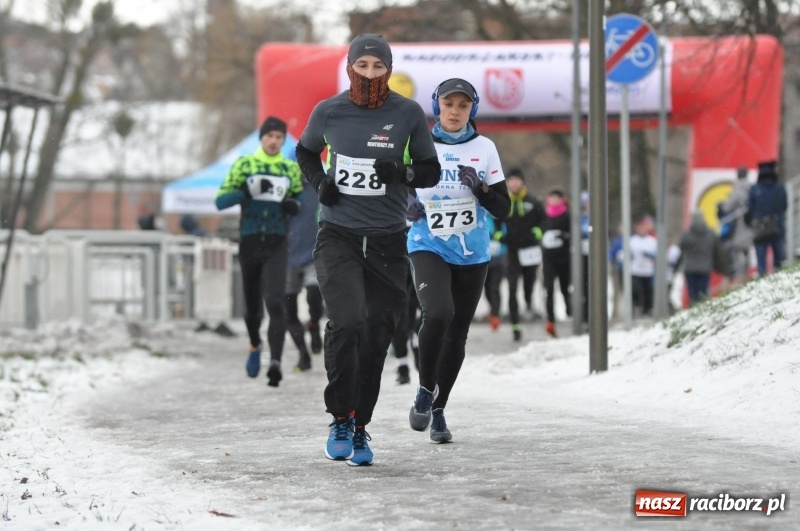 Zdjęcie w galerii na portalu naszraciborz.pl: Paweł Pac z Brzegu wygrał dziś V Bieg Nadodrzański w Raciborzu FOTO i WIDEO wiadomości z regionu