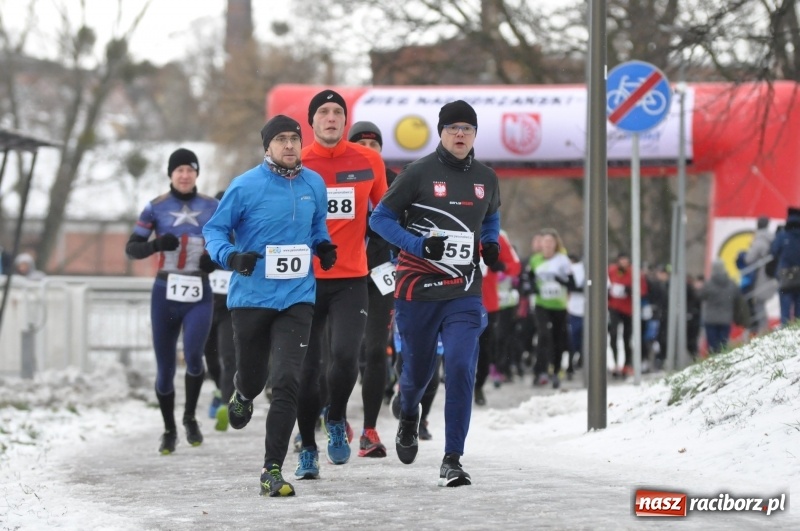 Zdjęcie w galerii na portalu naszraciborz.pl: Paweł Pac z Brzegu wygrał dziś V Bieg Nadodrzański w Raciborzu FOTO i WIDEO wiadomości z regionu