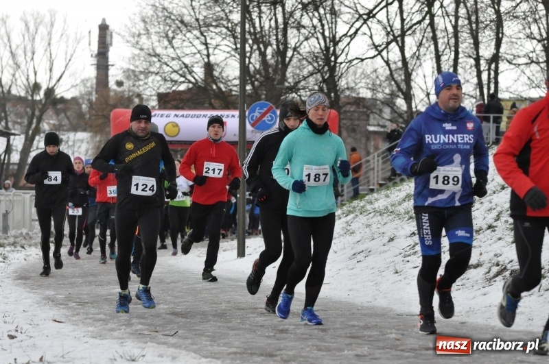 Zdjęcie w galerii na portalu naszraciborz.pl: Paweł Pac z Brzegu wygrał dziś V Bieg Nadodrzański w Raciborzu FOTO i WIDEO wiadomości z regionu