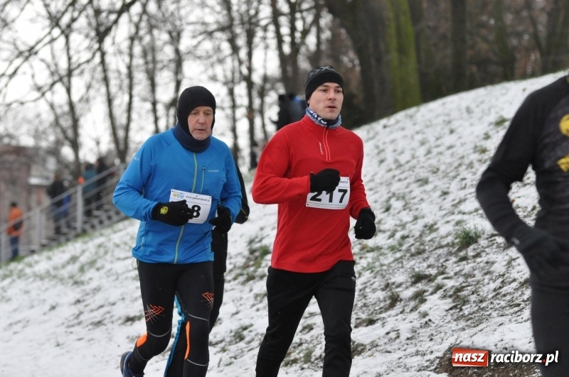 Zdjęcie w galerii na portalu naszraciborz.pl: Paweł Pac z Brzegu wygrał dziś V Bieg Nadodrzański w Raciborzu FOTO i WIDEO wiadomości z regionu