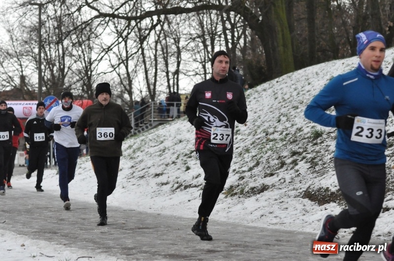 Zdjęcie w galerii na portalu naszraciborz.pl: Paweł Pac z Brzegu wygrał dziś V Bieg Nadodrzański w Raciborzu FOTO i WIDEO wiadomości z regionu