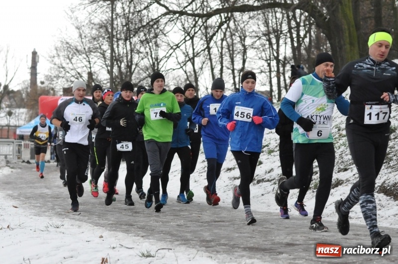 Zdjęcie w galerii na portalu naszraciborz.pl: Paweł Pac z Brzegu wygrał dziś V Bieg Nadodrzański w Raciborzu FOTO i WIDEO wiadomości z regionu