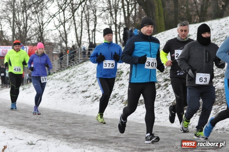 Zdjęcie w galerii na portalu naszraciborz.pl: Paweł Pac z Brzegu wygrał dziś V Bieg Nadodrzański w Raciborzu FOTO i WIDEO wiadomości z regionu