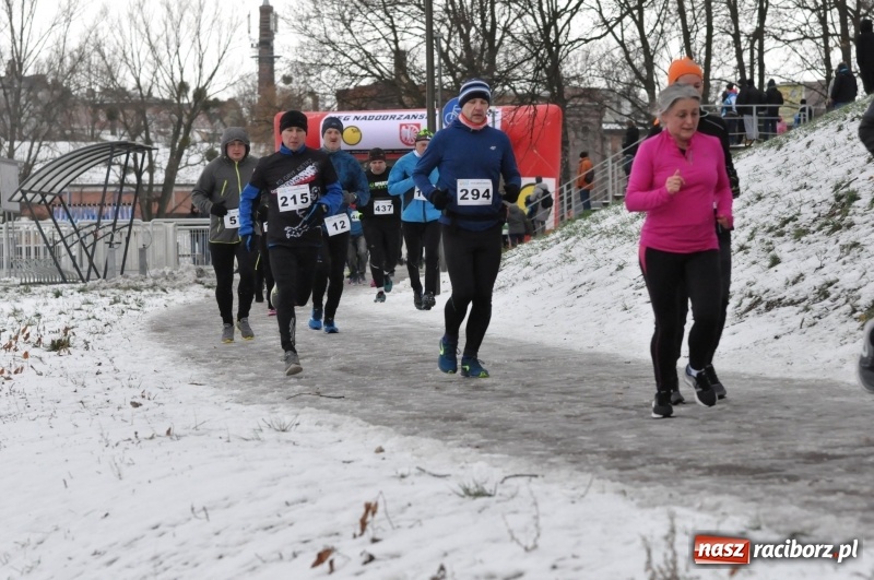 Zdjęcie w galerii na portalu naszraciborz.pl: Paweł Pac z Brzegu wygrał dziś V Bieg Nadodrzański w Raciborzu FOTO i WIDEO wiadomości z regionu