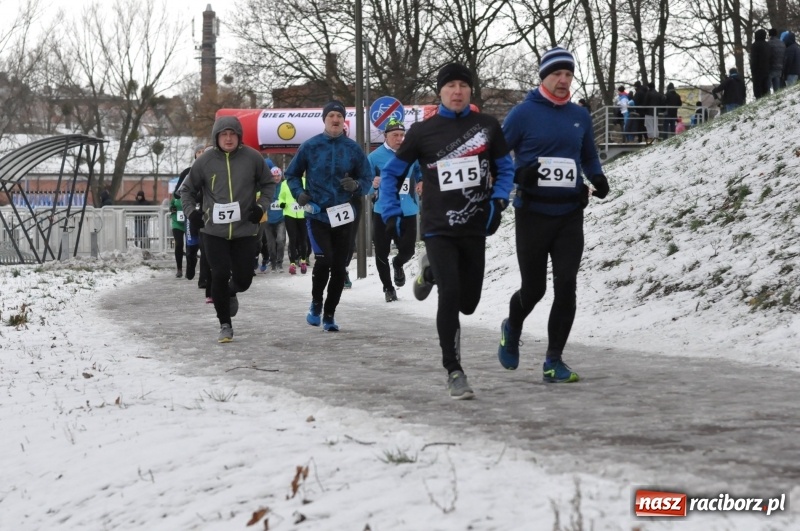 Zdjęcie w galerii na portalu naszraciborz.pl: Paweł Pac z Brzegu wygrał dziś V Bieg Nadodrzański w Raciborzu FOTO i WIDEO wiadomości z regionu