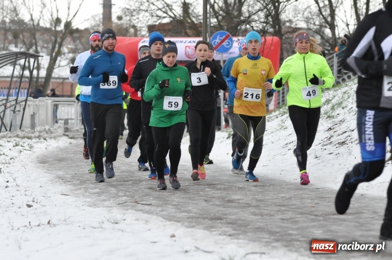 Zdjęcie w galerii na portalu naszraciborz.pl: Paweł Pac z Brzegu wygrał dziś V Bieg Nadodrzański w Raciborzu FOTO i WIDEO wiadomości z regionu