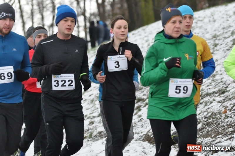 Zdjęcie w galerii na portalu naszraciborz.pl: Paweł Pac z Brzegu wygrał dziś V Bieg Nadodrzański w Raciborzu FOTO i WIDEO wiadomości z regionu