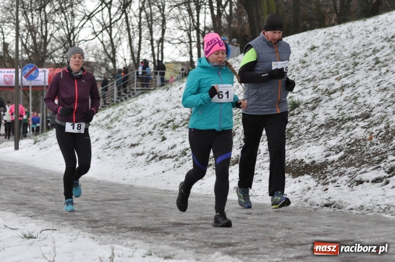 Zdjęcie w galerii na portalu naszraciborz.pl: Paweł Pac z Brzegu wygrał dziś V Bieg Nadodrzański w Raciborzu FOTO i WIDEO wiadomości z regionu