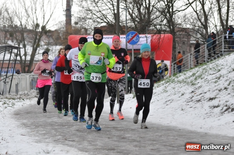 Zdjęcie w galerii na portalu naszraciborz.pl: Paweł Pac z Brzegu wygrał dziś V Bieg Nadodrzański w Raciborzu FOTO i WIDEO wiadomości z regionu