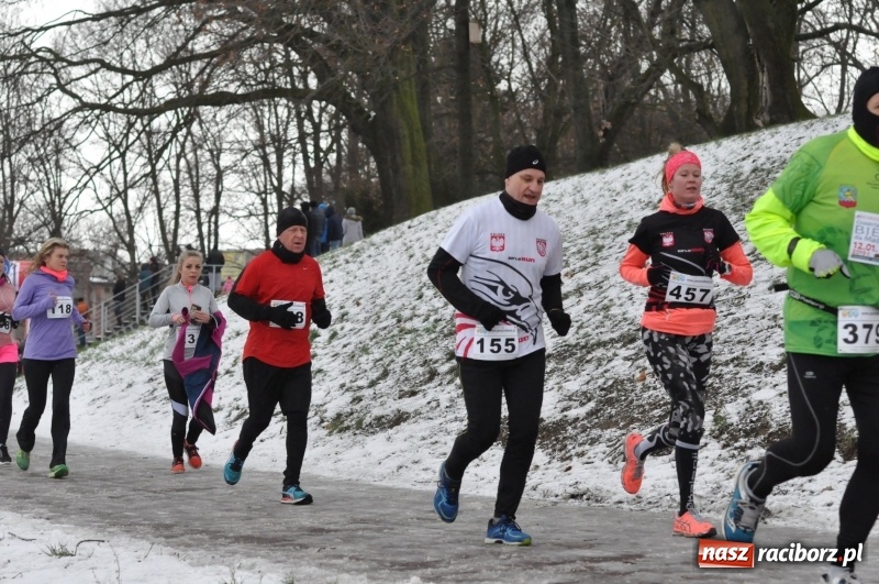 Zdjęcie w galerii na portalu naszraciborz.pl: Paweł Pac z Brzegu wygrał dziś V Bieg Nadodrzański w Raciborzu FOTO i WIDEO wiadomości z regionu