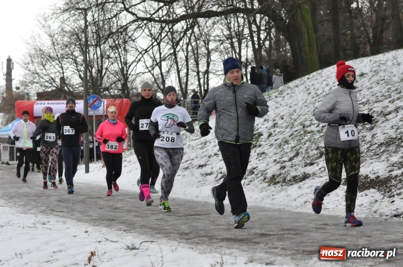 Zdjęcie w galerii na portalu naszraciborz.pl: Paweł Pac z Brzegu wygrał dziś V Bieg Nadodrzański w Raciborzu FOTO i WIDEO wiadomości z regionu