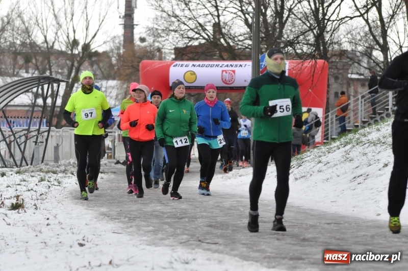 Zdjęcie w galerii na portalu naszraciborz.pl: Paweł Pac z Brzegu wygrał dziś V Bieg Nadodrzański w Raciborzu FOTO i WIDEO wiadomości z regionu